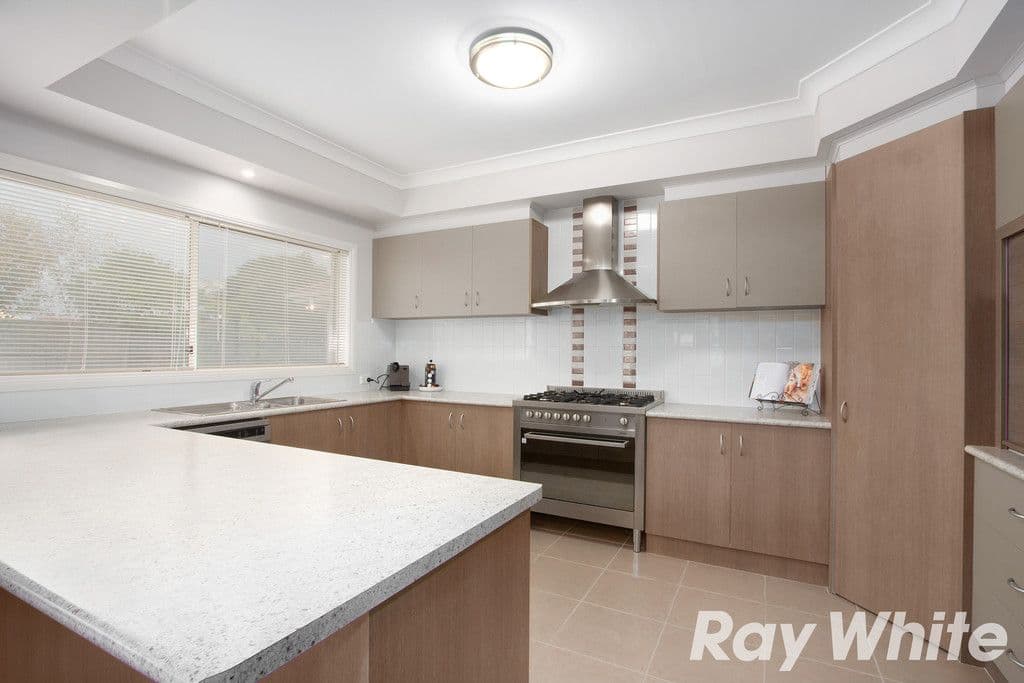 15 Blue Bell Court, Pakenham VIC 3810, Pakenham - Thumbnail 3