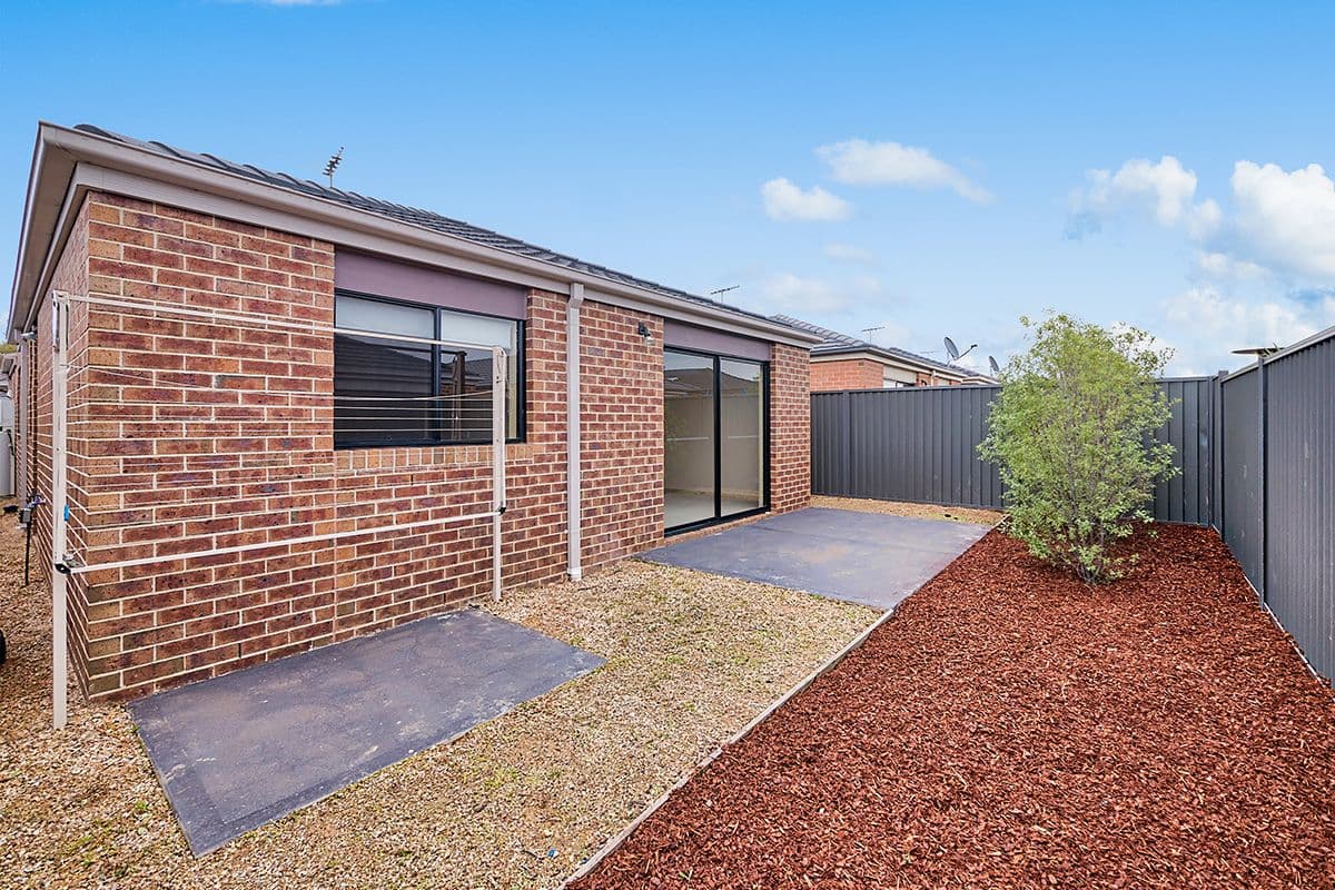 15 Hestia Avenue, Cranbourne West VIC 3977, Cranbourne West - Thumbnail 5