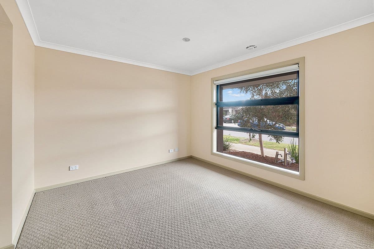 15 Hestia Avenue, Cranbourne West VIC 3977, Cranbourne West - Thumbnail 7