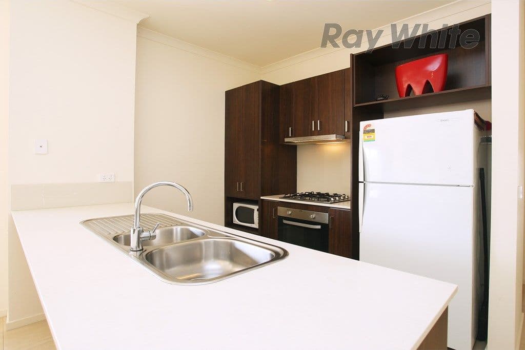 2A Hanworth Avenue, WILLIAMS LANDING VIC 3027, Williams Landing - Thumbnail 3