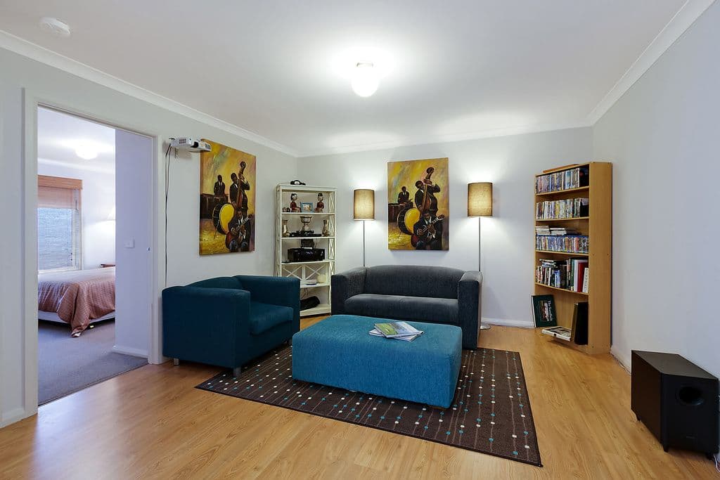 1 Mecklenburg Close, EPPING VIC 3076, Epping - Thumbnail 4