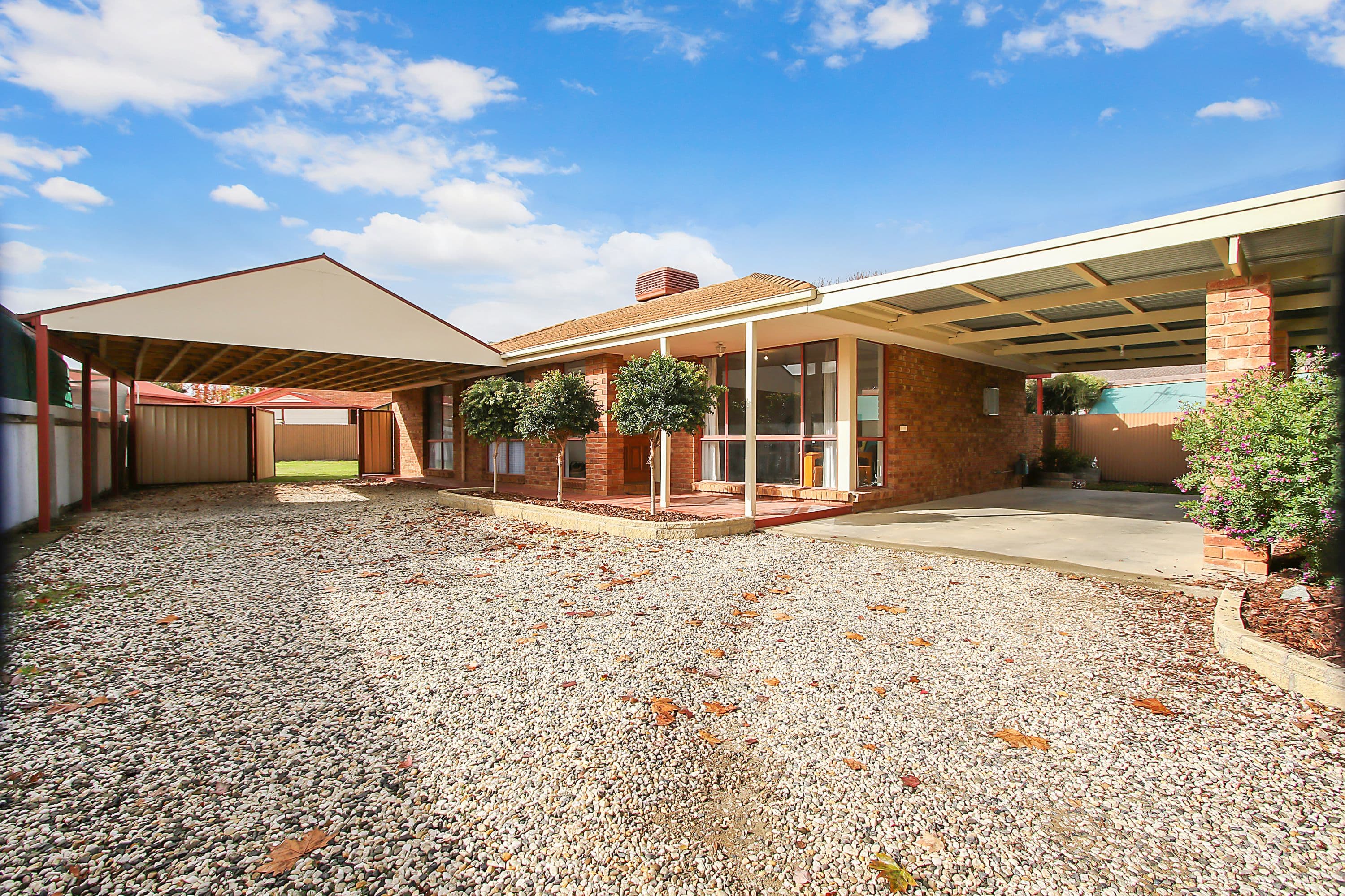 15 Oak Avenue, Benalla VIC 3672, Benalla - Image 1