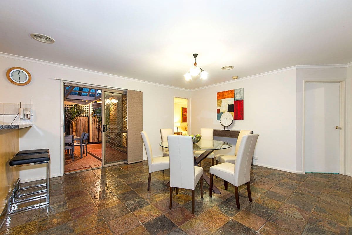 5 Kenthurst Court, MILL PARK VIC 3082, Mill Park - Thumbnail 4