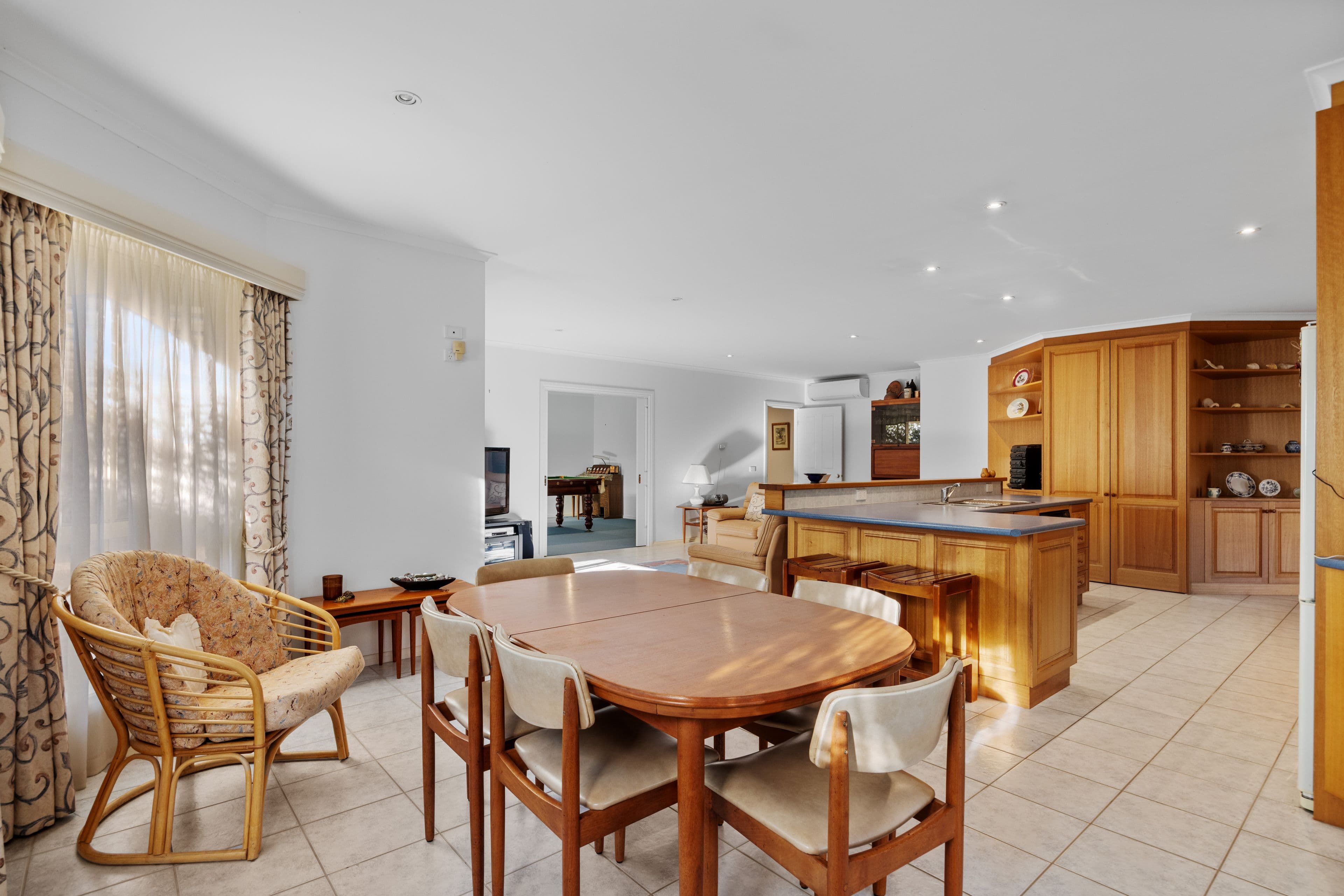 16 Woodland Heath Drive, Inverloch VIC 3996, Inverloch - Thumbnail 2