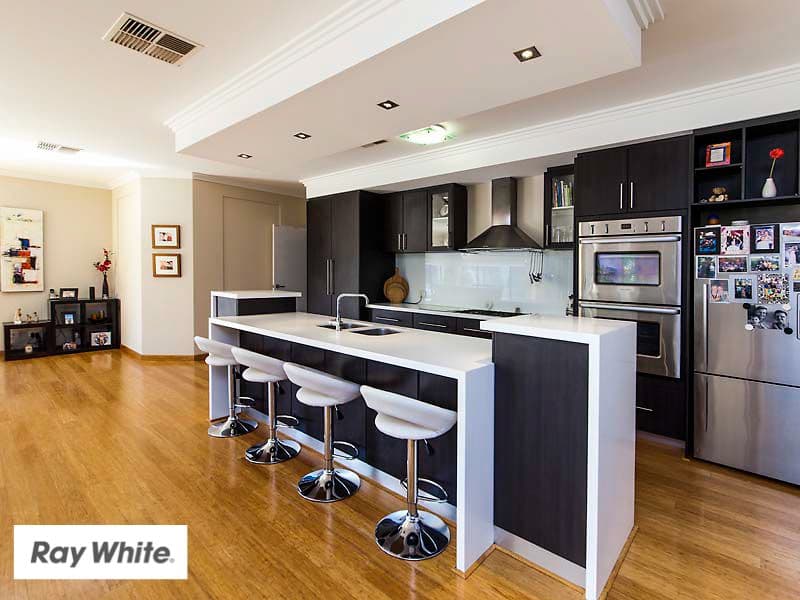 6 Manila Way, Aveley WA 6069, Aveley - Thumbnail 3