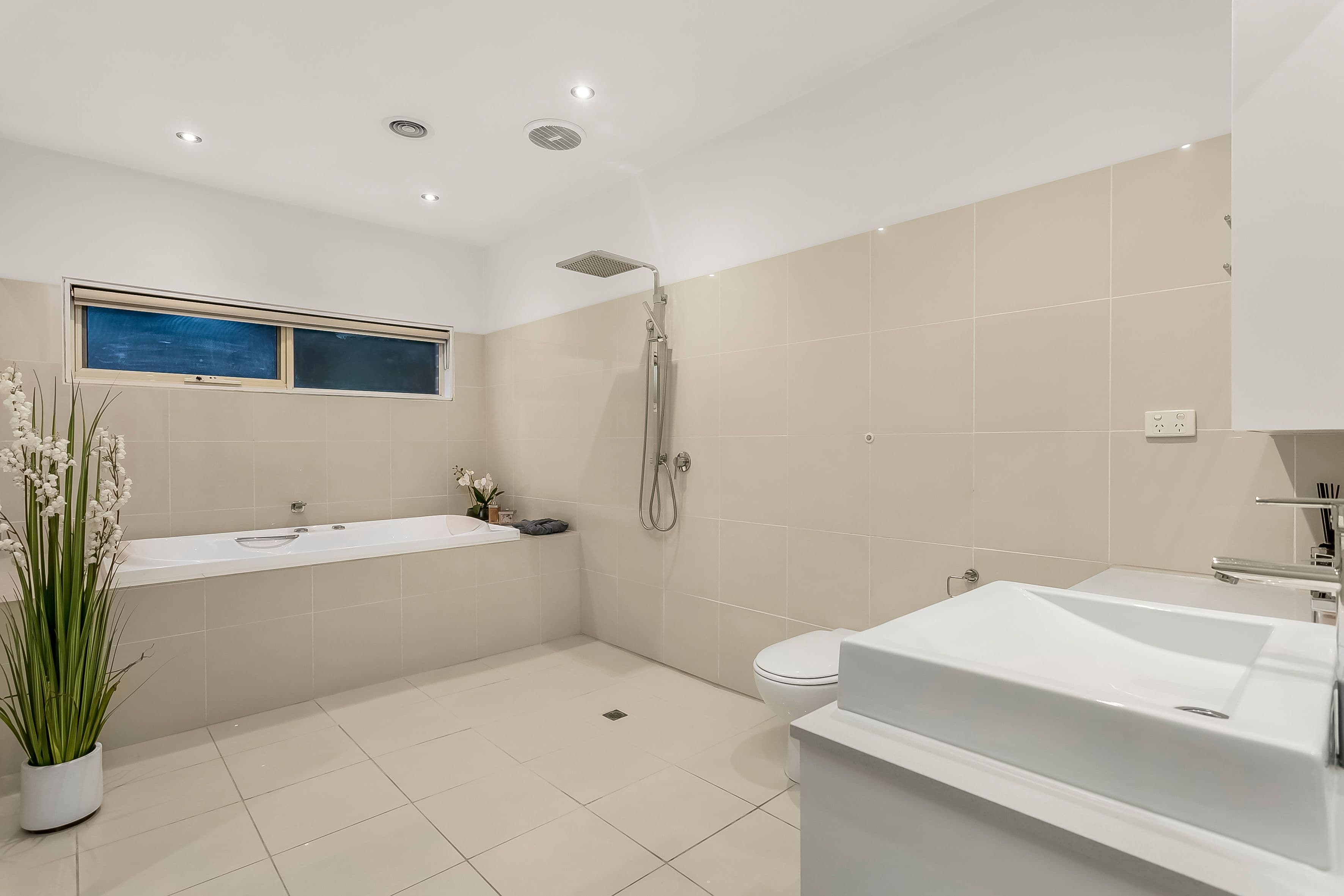 27 Kelsby Street, Reservoir VIC 3073, Reservoir - Thumbnail 8