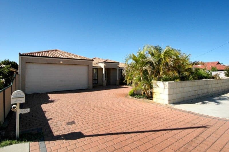 218 Warton Road, HUNTINGDALE WA 6110, Huntingdale - Image 1