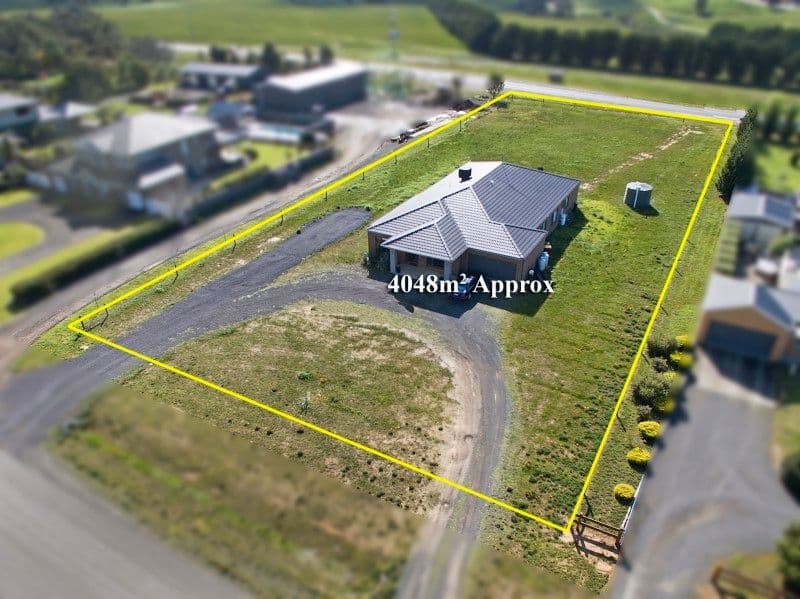 6 Lucien Place, Bannockburn VIC 3331, Bannockburn - Image 1