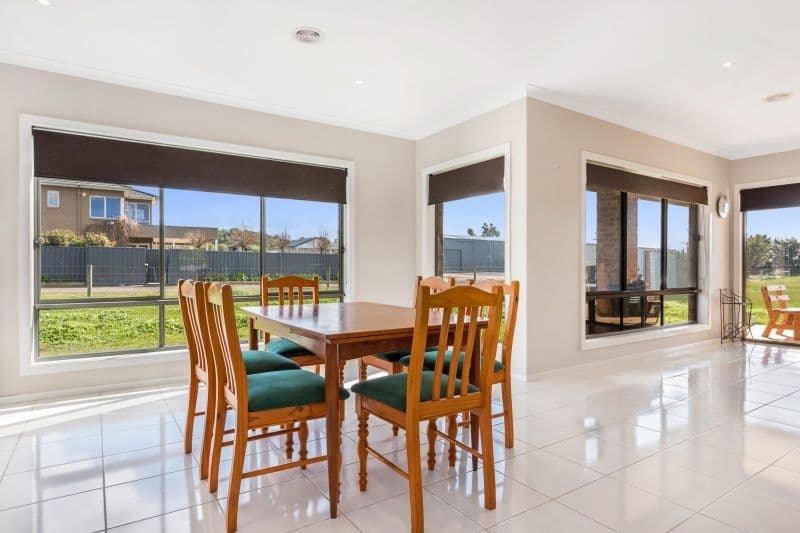 6 Lucien Place, Bannockburn VIC 3331, Bannockburn - Thumbnail 4