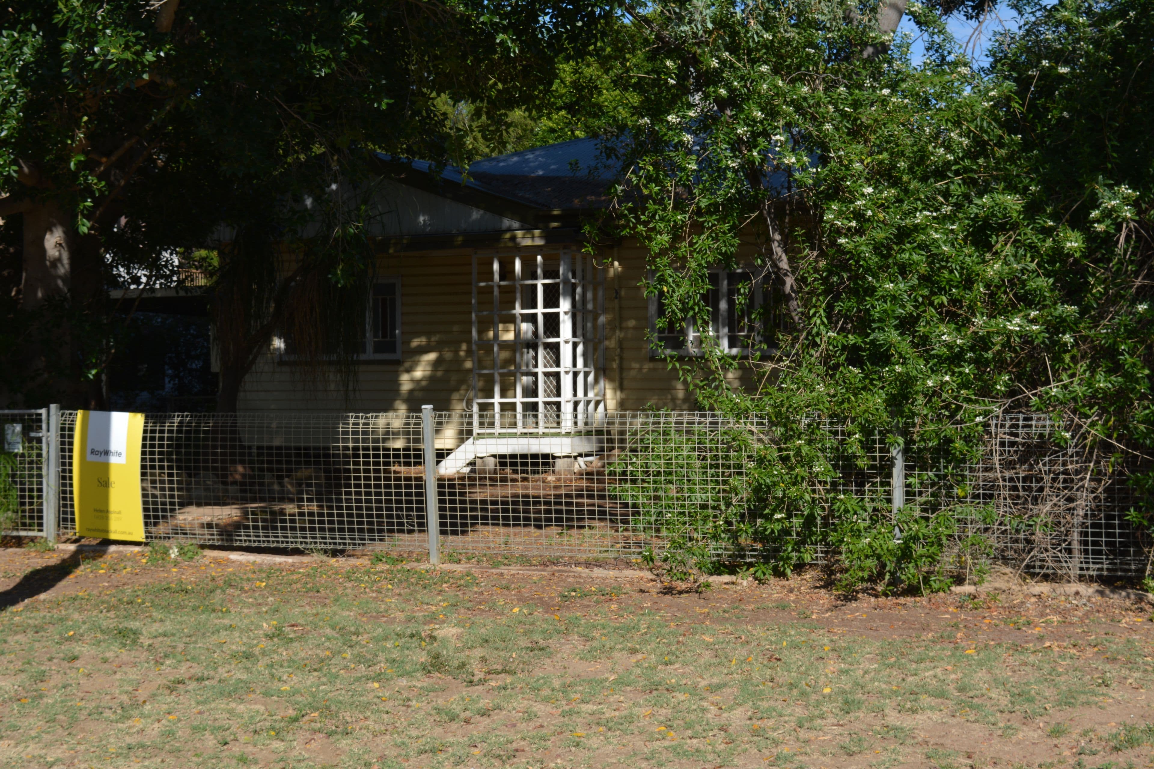 113 Falcon Street, Longreach QLD 4730, Longreach - Thumbnail 2