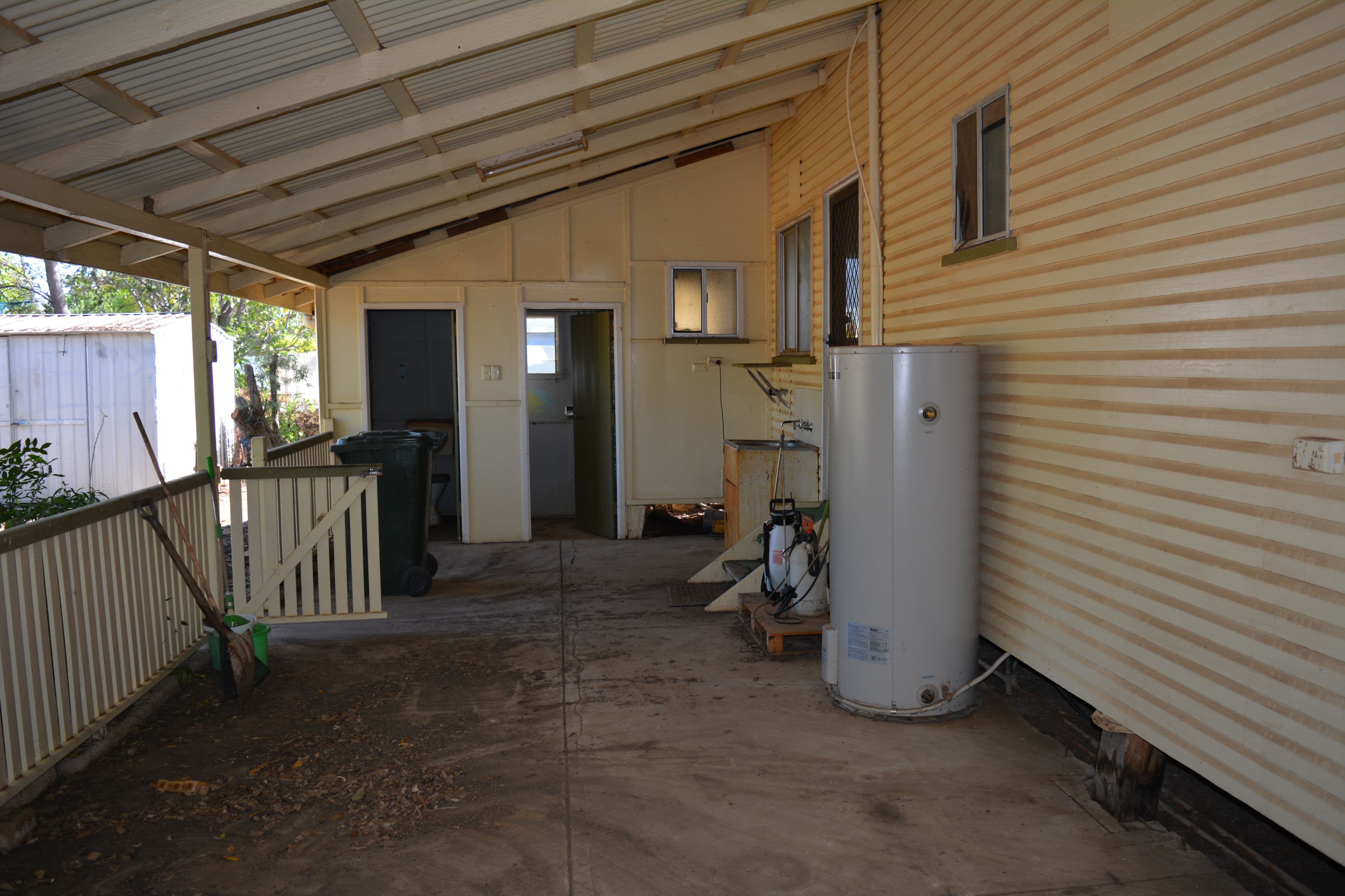 113 Falcon Street, Longreach QLD 4730, Longreach - Thumbnail 8