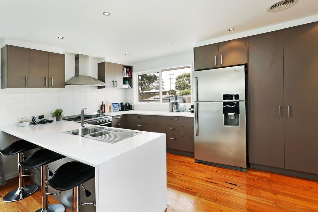 24 Perrett Street, Grovedale VIC 3216, Grovedale - Thumbnail 3