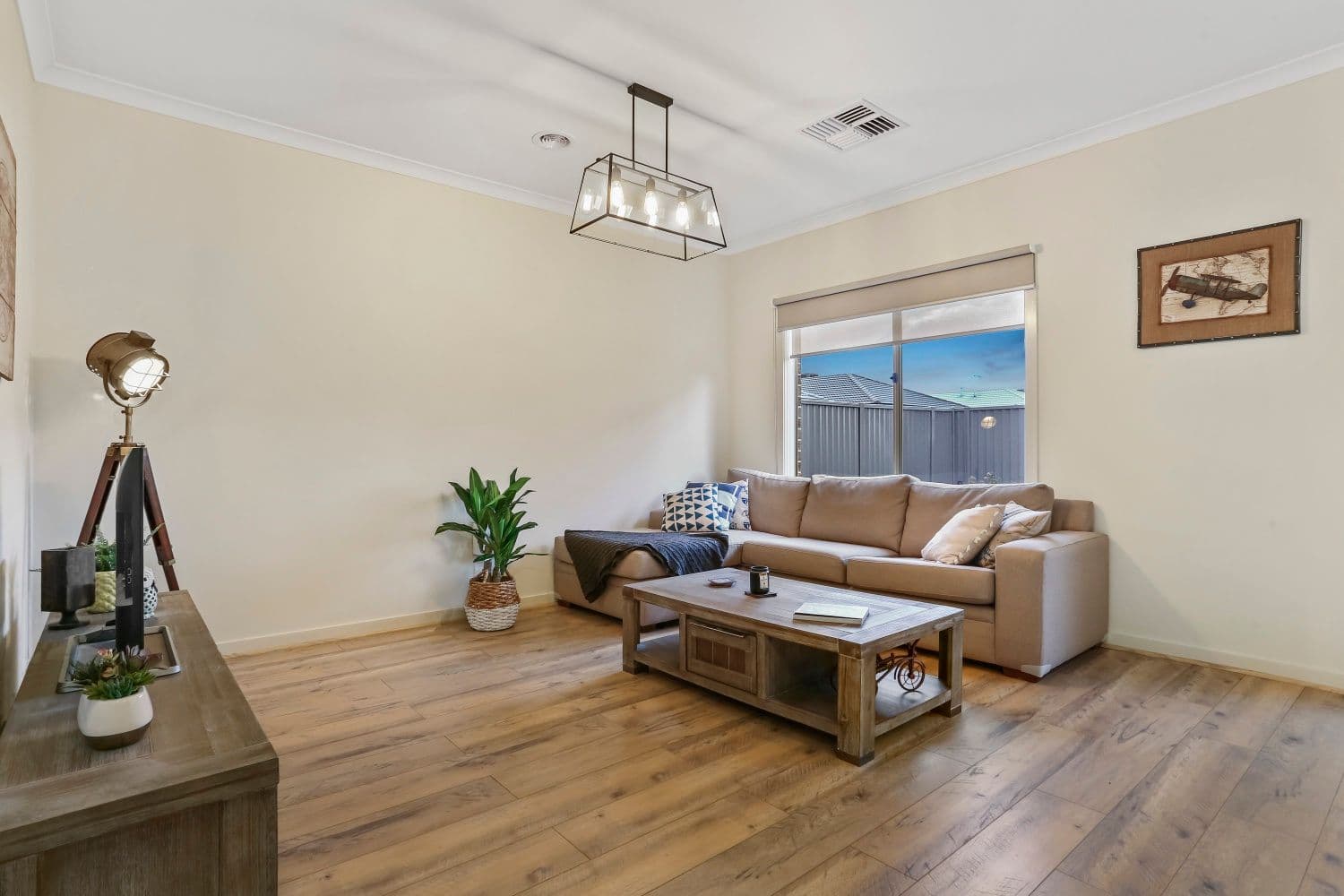 19 Donatello Crescent, Narre Warren VIC 3805, Narre Warren - Thumbnail 3