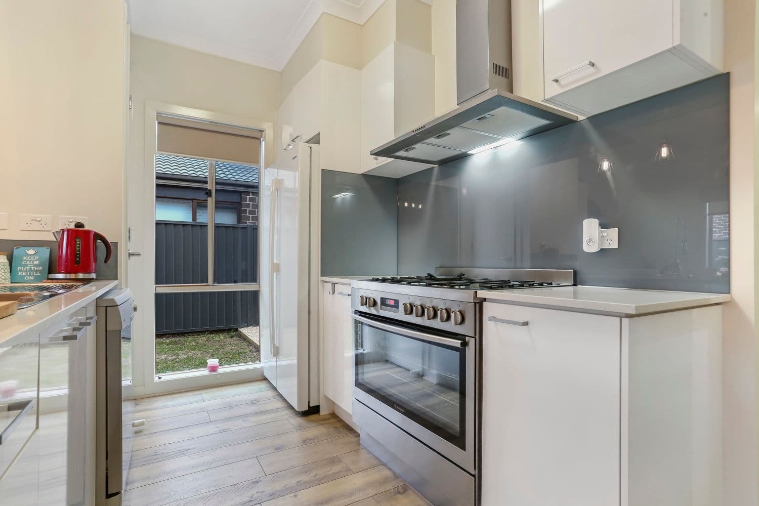 19 Donatello Crescent, Narre Warren VIC 3805, Narre Warren - Thumbnail 5