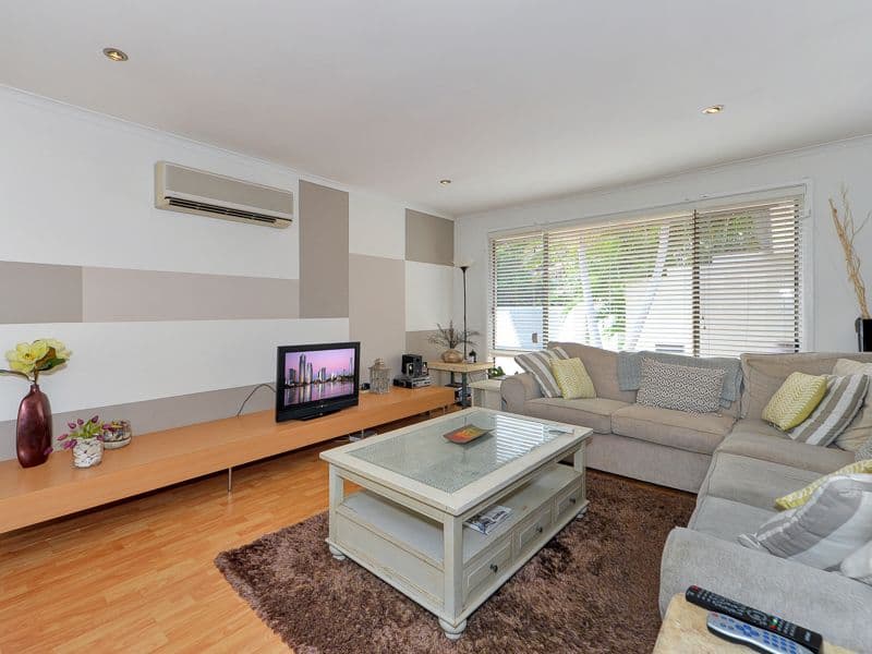 3 Ballandra Court, Mermaid Waters QLD 4218, Mermaid Waters - Thumbnail 4