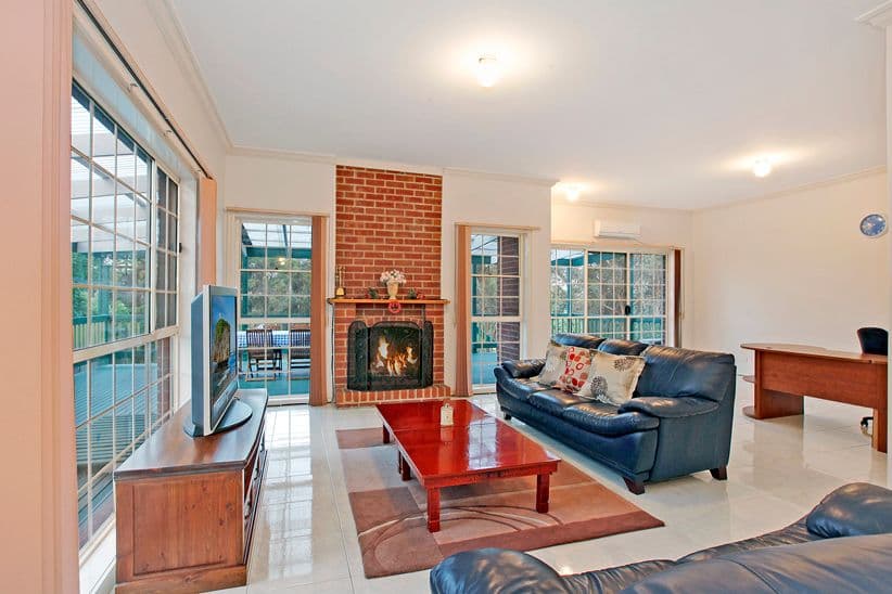 88 Blossom Park Drive, Mill Park VIC 3082, Mill Park - Thumbnail 2