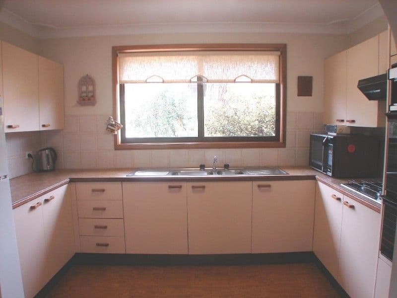43 Bottleforest Road, HEATHCOTE NSW 2233, Heathcote - Thumbnail 2
