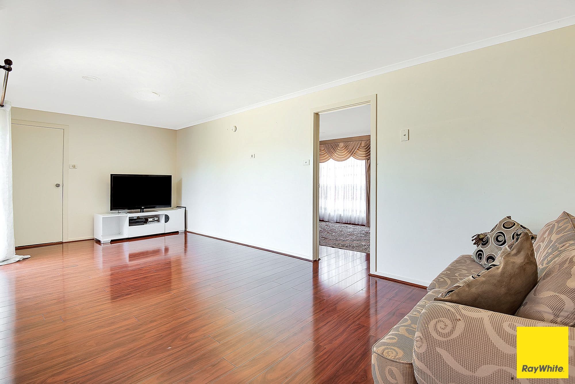 45 Cassowary Avenue, Werribee VIC 3030, Werribee - Thumbnail 2
