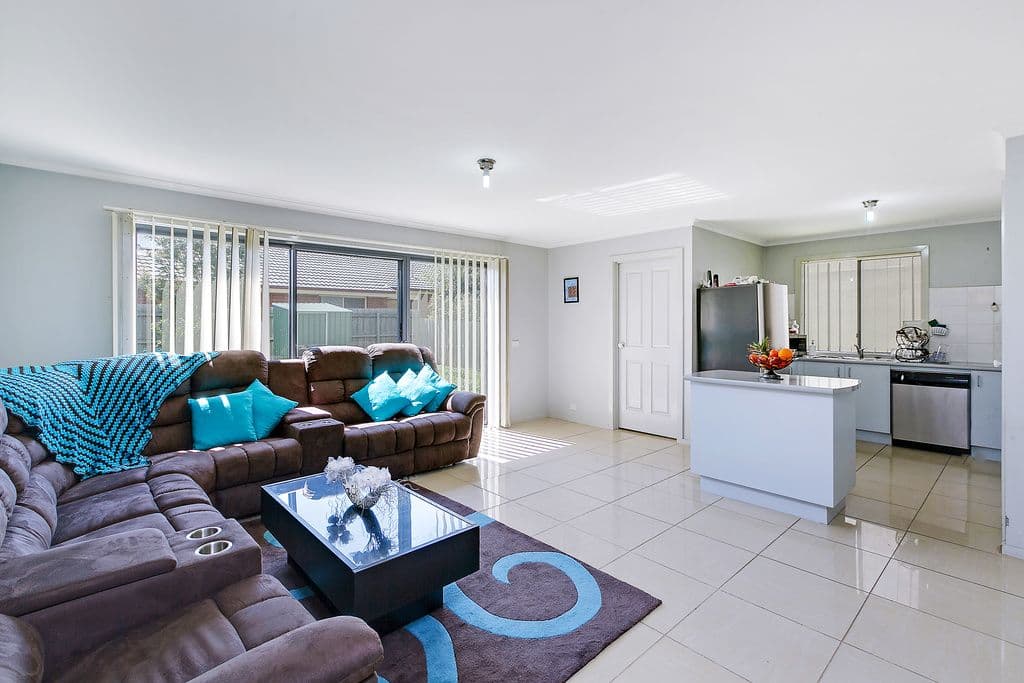 24 Paroo Avenue, Roxburgh Park VIC 3064, Roxburgh Park - Thumbnail 4