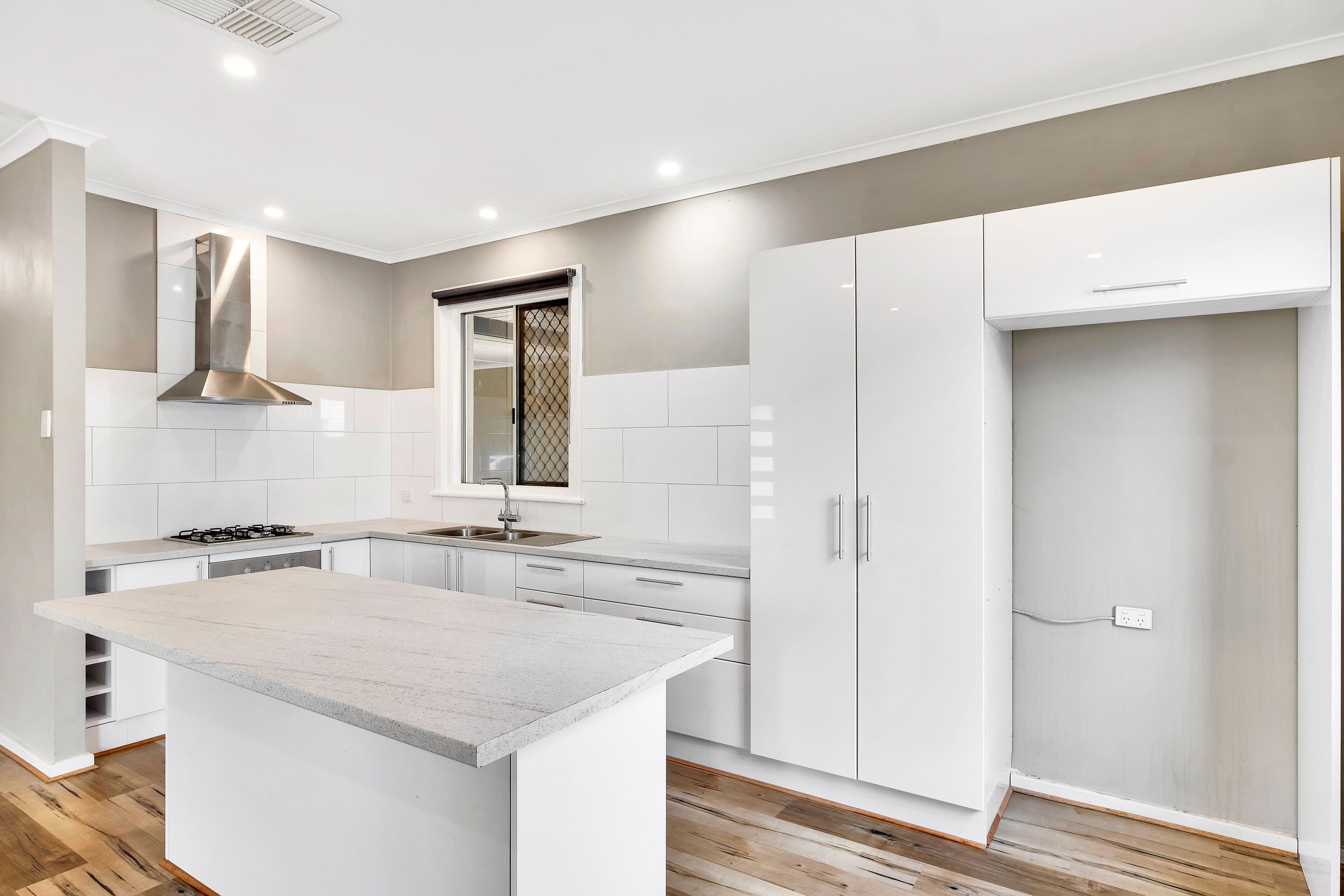 12 Carlton Street, Oaklands Park SA 5046, Oaklands Park - Thumbnail 8