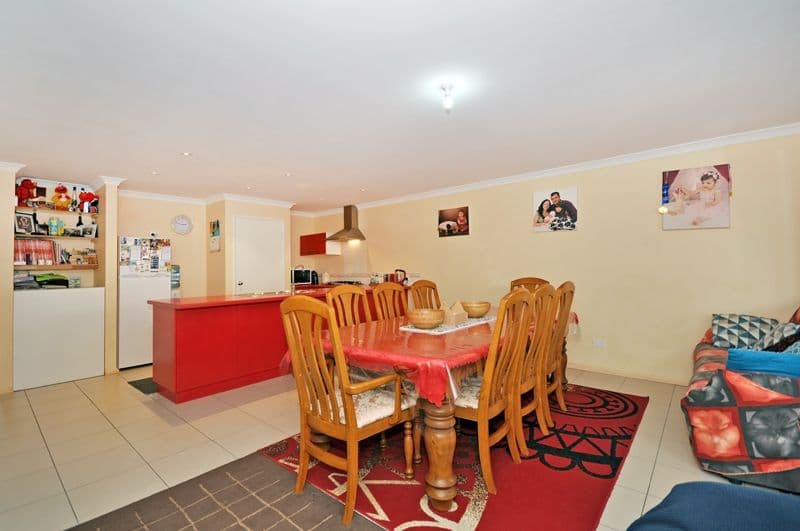 42 Wilding Boulevard, Ellenbrook WA 6069, Ellenbrook - Thumbnail 4