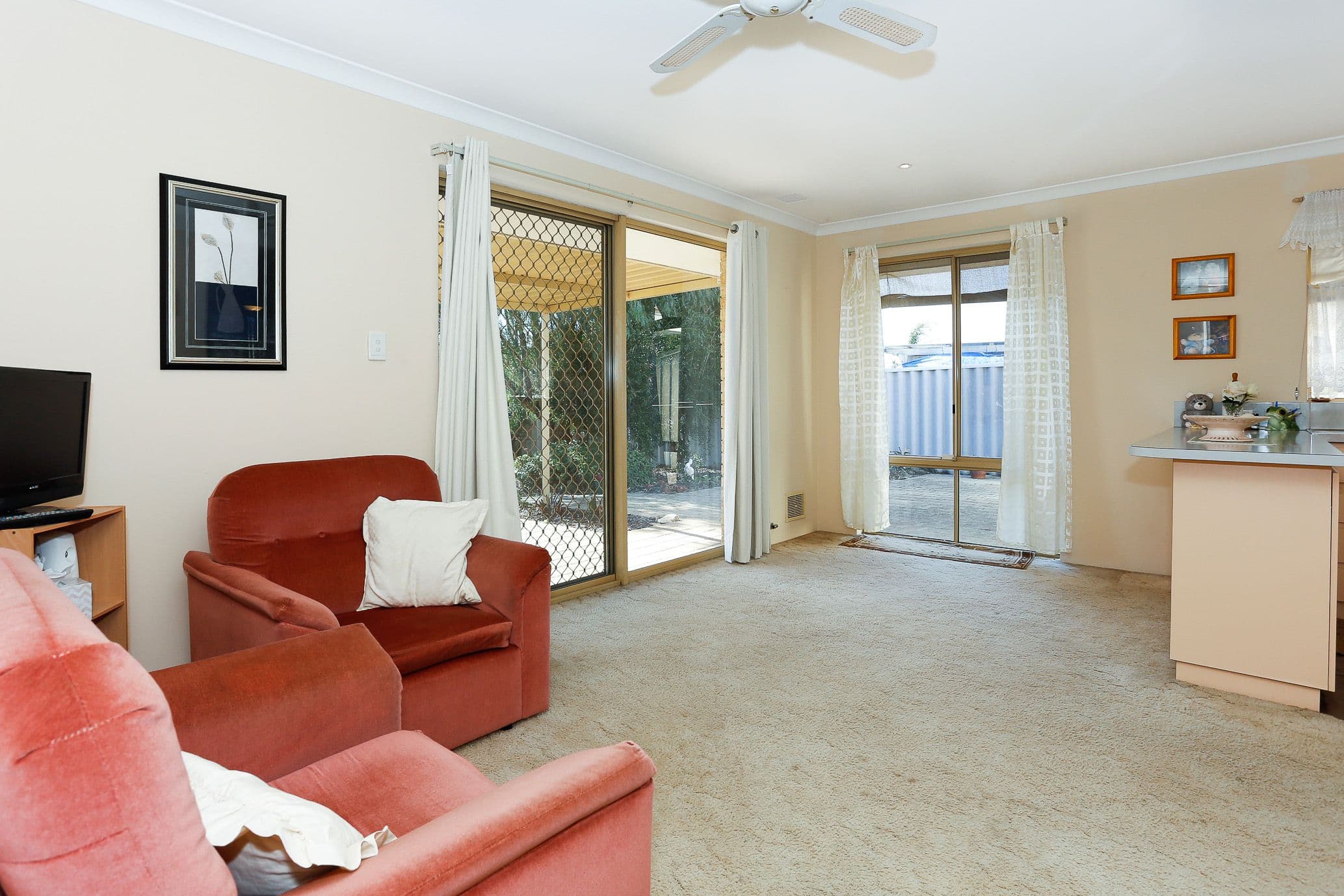 13 Salmon Gum Grove, Beechboro WA 6063, Beechboro - Thumbnail 5