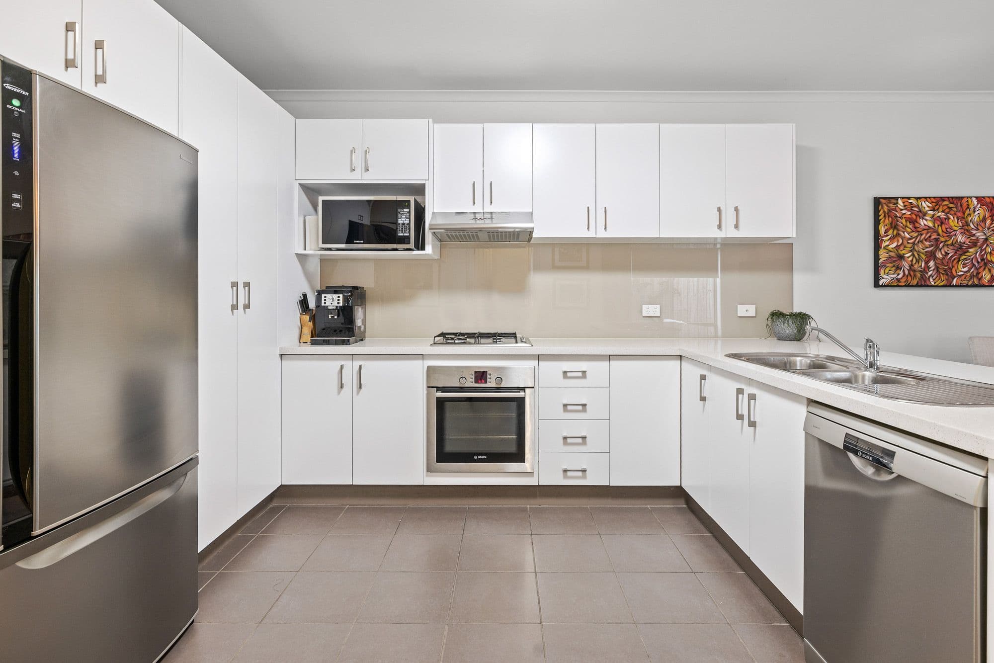 6 Salisbury Street, Werribee VIC 3030, Werribee - Thumbnail 3