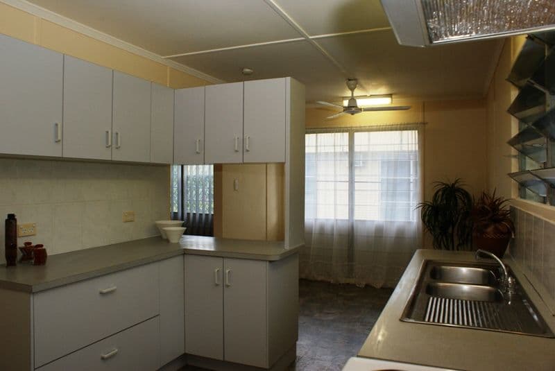 14 Blaxland Crescent, VINCENT QLD 4814, Vincent - Thumbnail 2