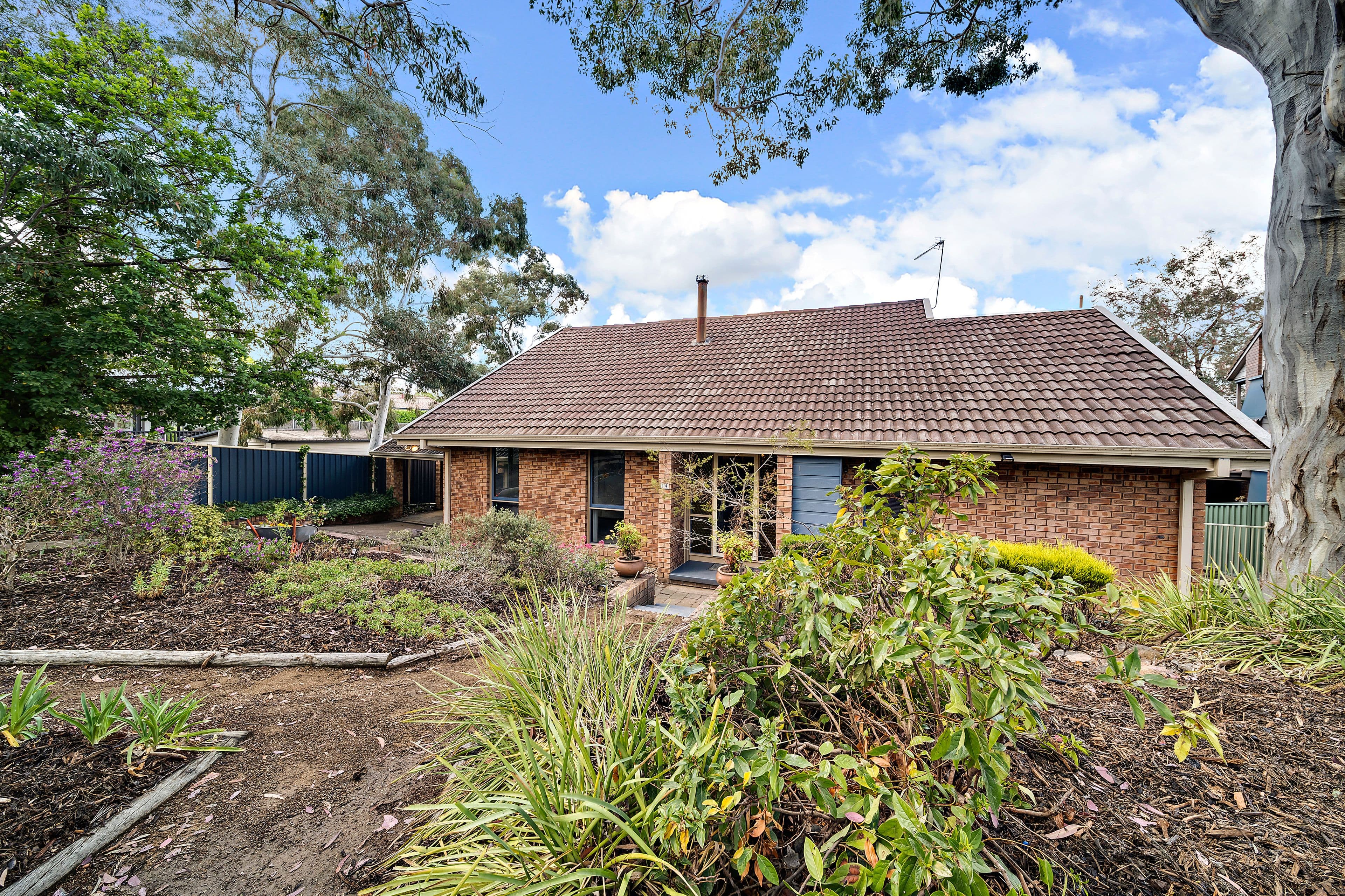 14 Malcolm Place, Kambah ACT 2902, Kambah - Image 1