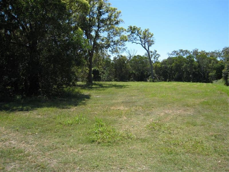 32 Beacon Road, BOORAL QLD 4655, Booral - Thumbnail 3