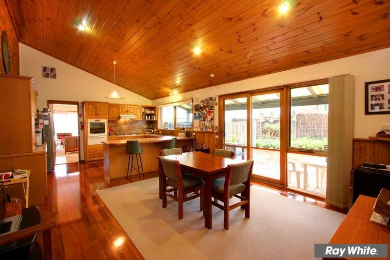 7 Karleen Court, MORNINGTON VIC 3931, Mornington - Image 1