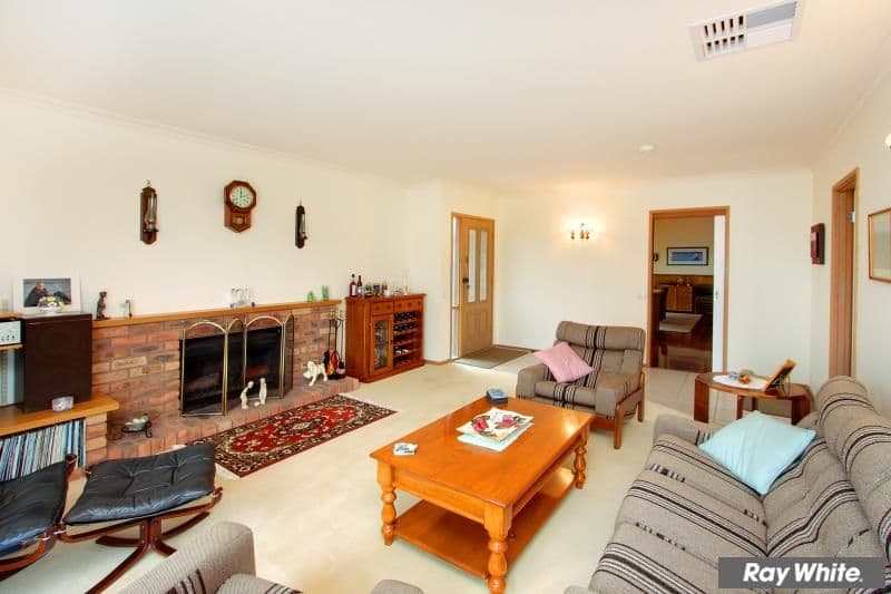 7 Karleen Court, MORNINGTON VIC 3931, Mornington - Thumbnail 3