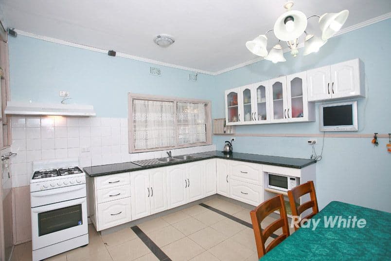 1049 Heatherton Road, NOBLE PARK VIC 3174, Noble Park - Thumbnail 3