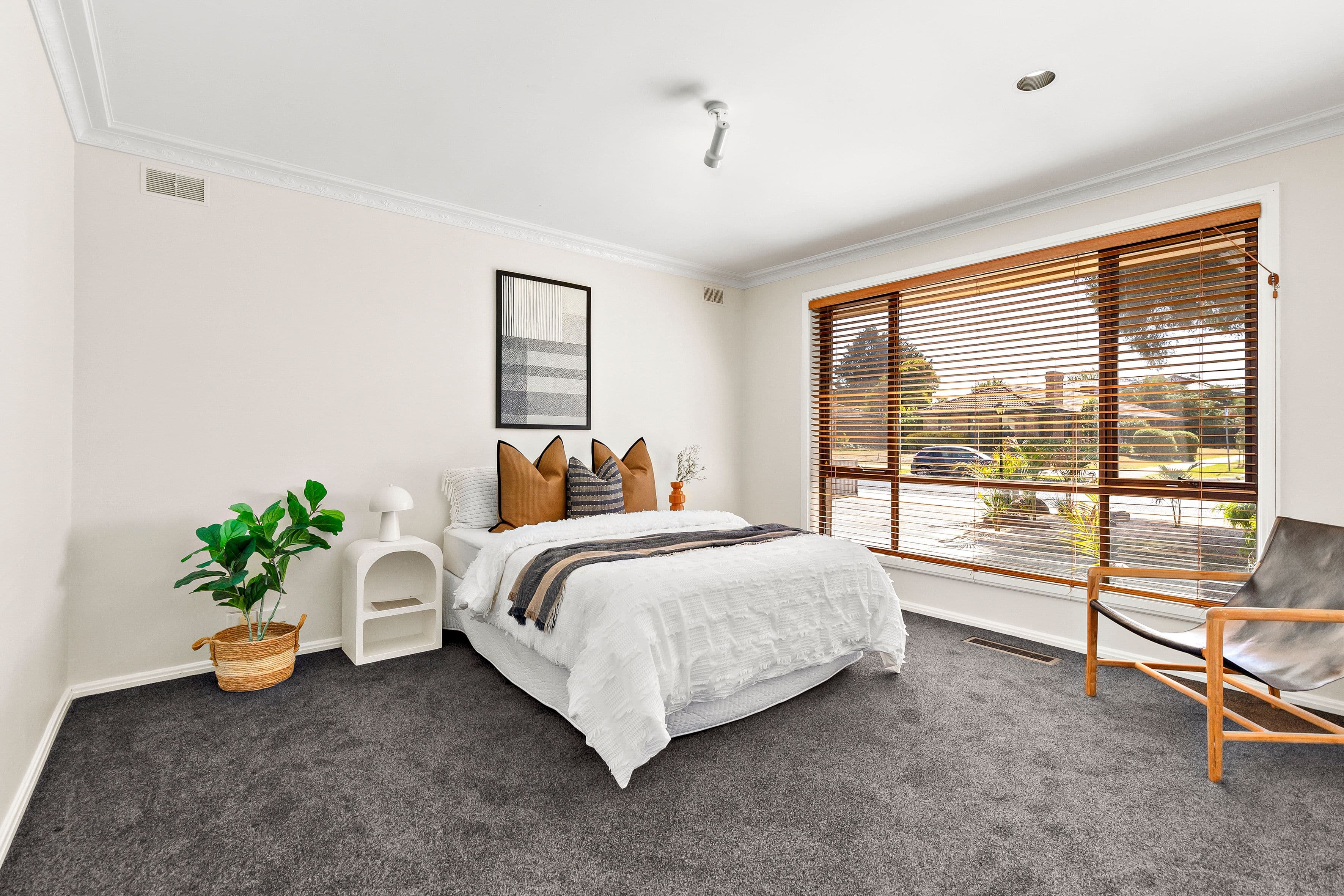 8 Bradford Avenue, Greenvale VIC 3059, Greenvale - Thumbnail 8