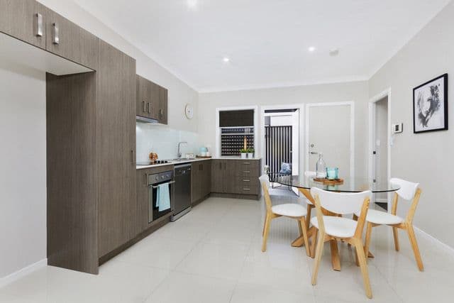 19 Manson Parade, Yeronga QLD 4104, Yeronga - Thumbnail 3