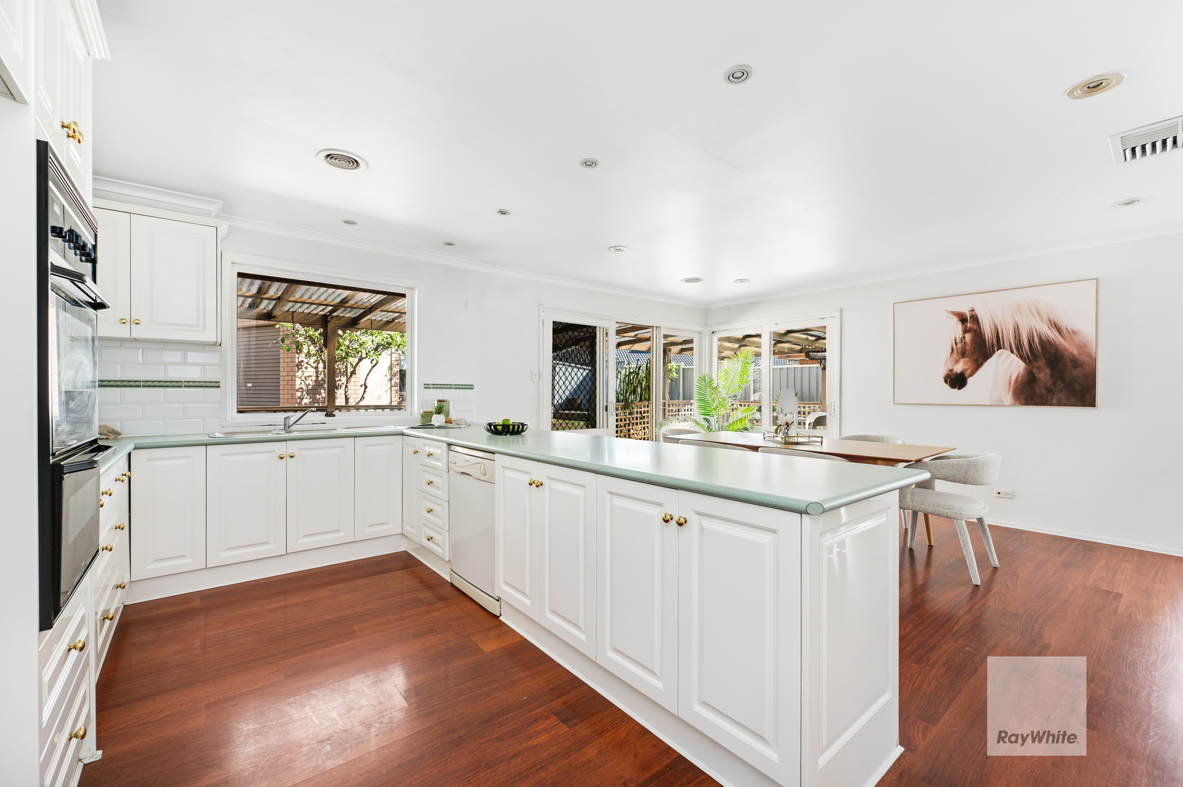 23 Hopetoun Court, Westmeadows VIC 3049, Westmeadows - Thumbnail 5