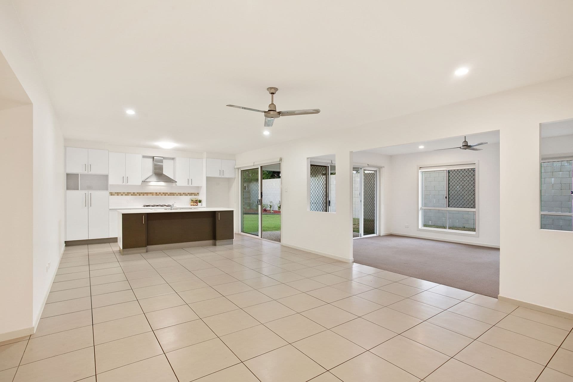 12 Caitlin Court, Rothwell QLD 4022, Rothwell - Thumbnail 2