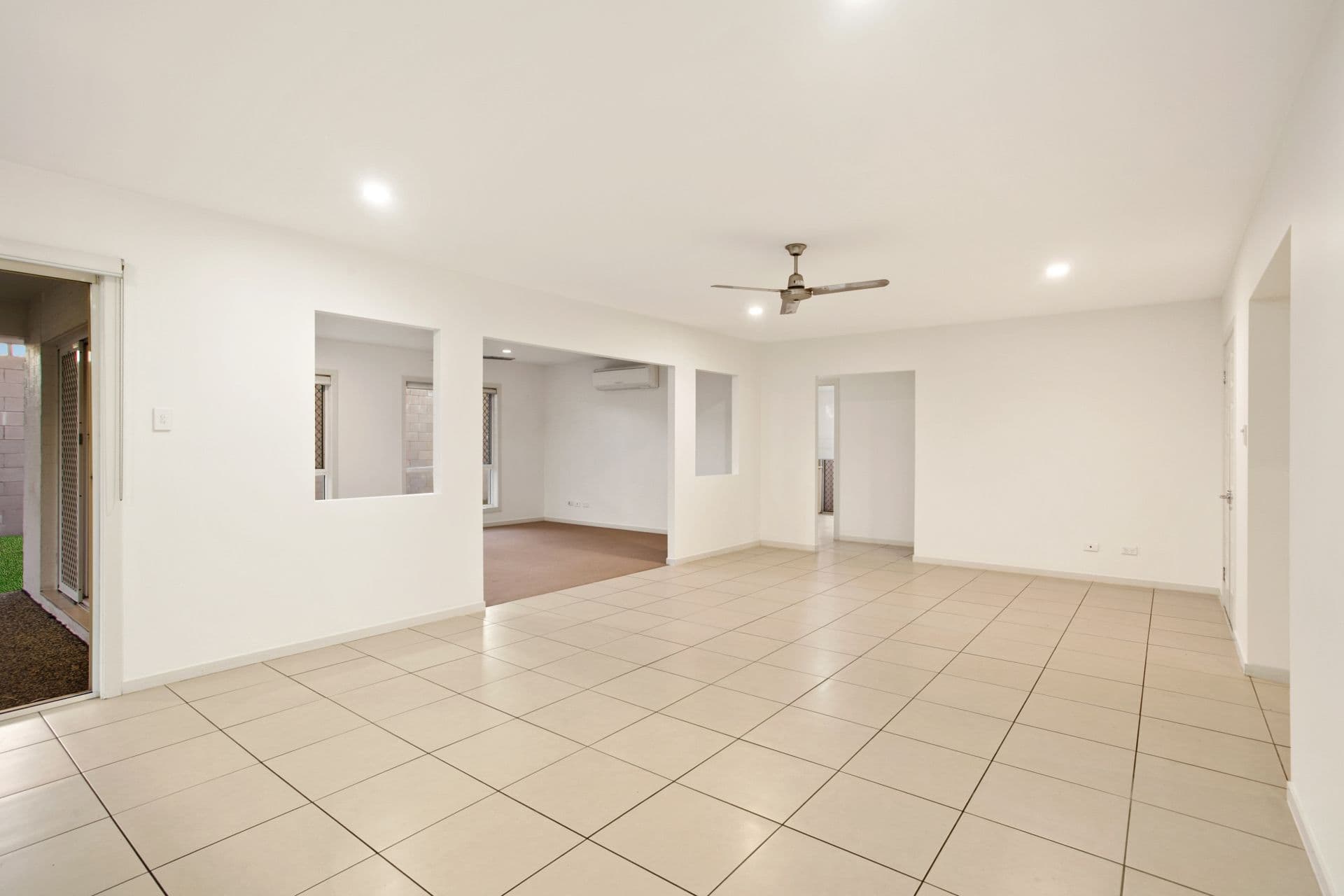 12 Caitlin Court, Rothwell QLD 4022, Rothwell - Thumbnail 6
