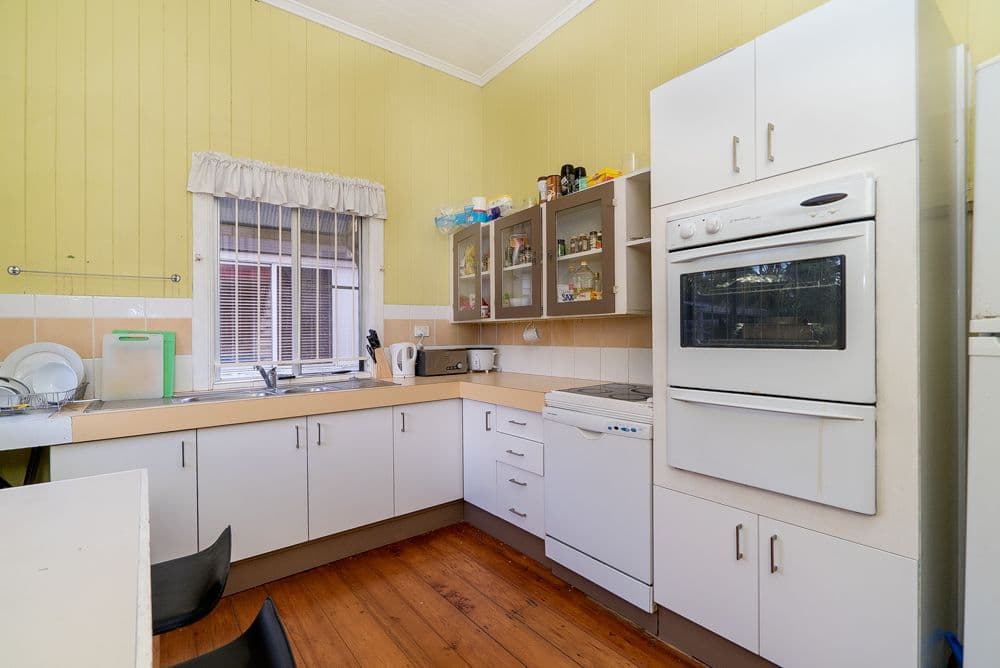 4 Nelson Street, Dutton Park QLD 4102, Dutton Park - Thumbnail 3