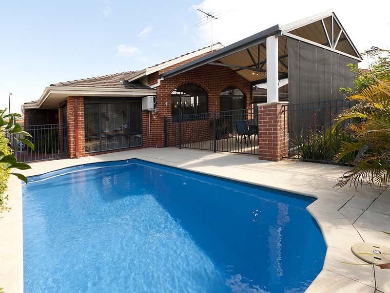 10 Frampton Crescent, CANNING VALE WA 6155, Canning Vale - Image 1
