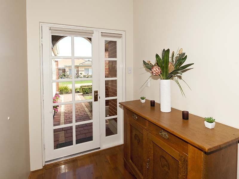 10 Frampton Crescent, CANNING VALE WA 6155, Canning Vale - Thumbnail 3