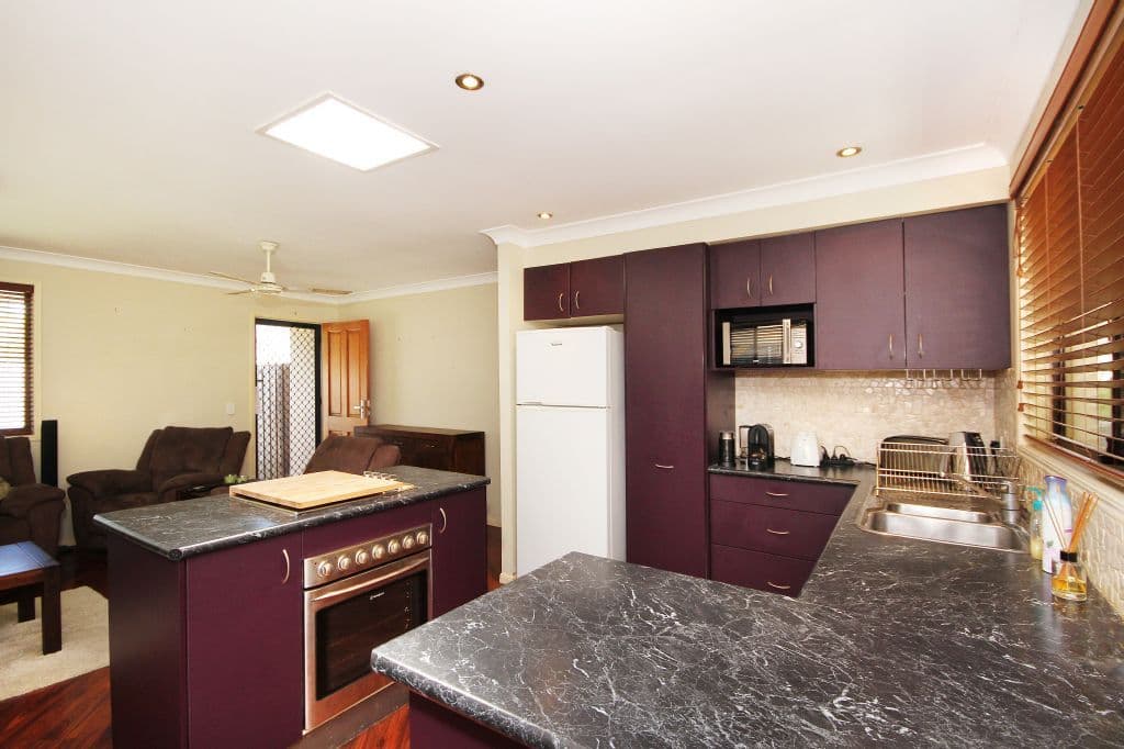 8 Acoma Terrace, MUDGEERABA QLD 4213, Mudgeeraba - Thumbnail 4