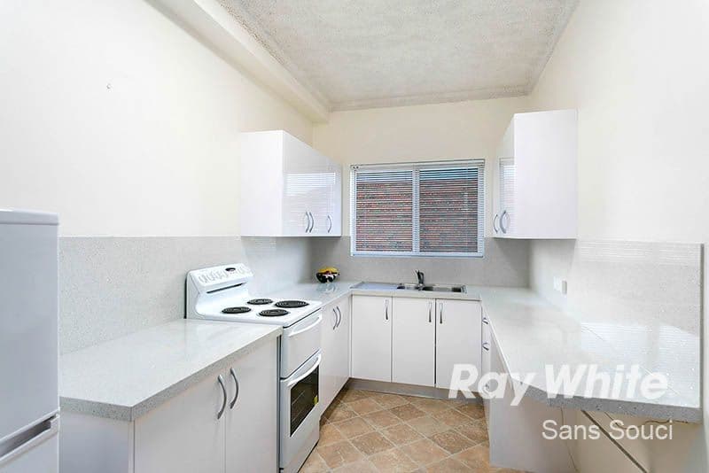 31-33 Queens Road, Brighton Le Sands NSW 2216, Brighton-Le-Sands - Thumbnail 2