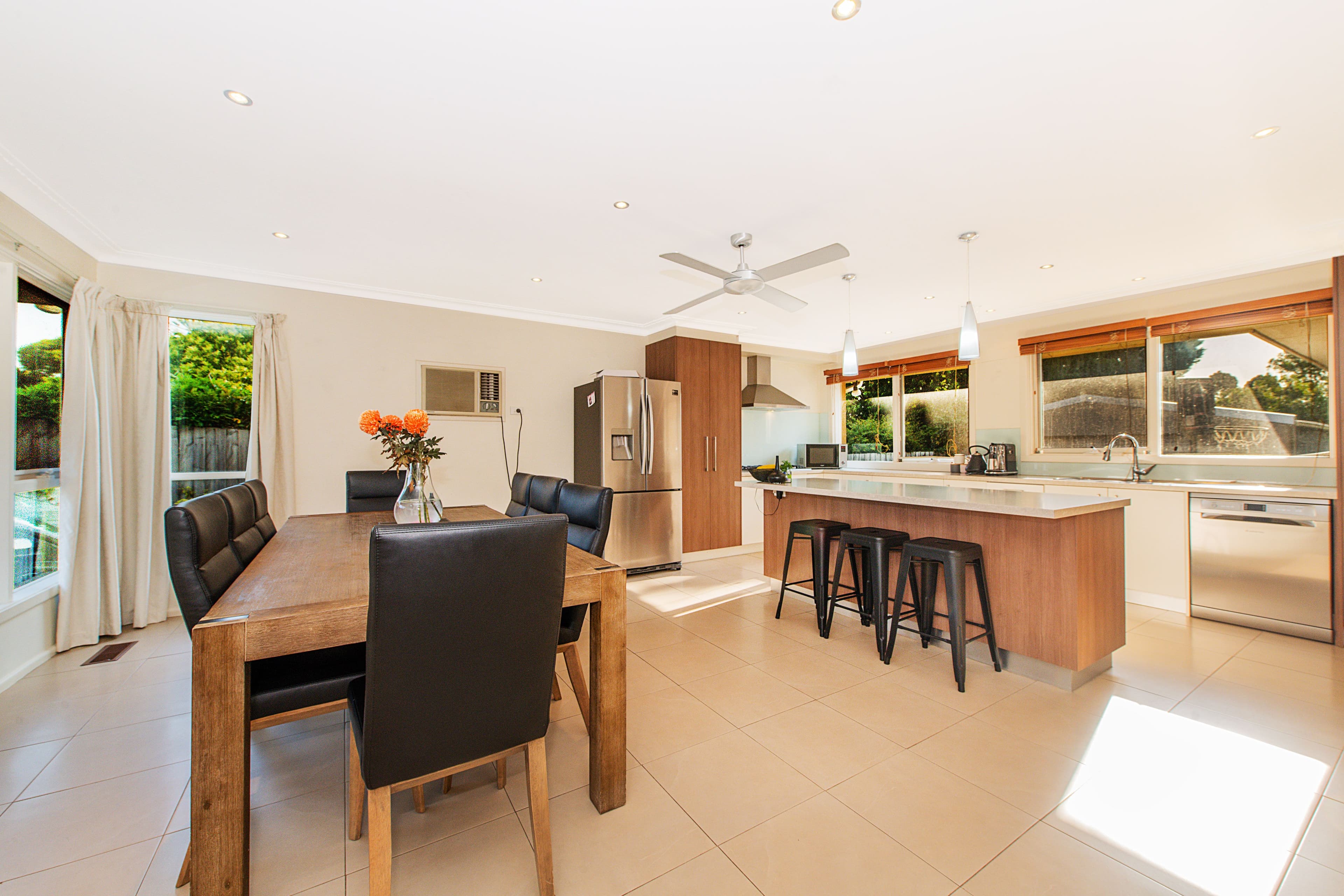 9 Harley Street, Knoxfield VIC 3180, Knoxfield - Thumbnail 3