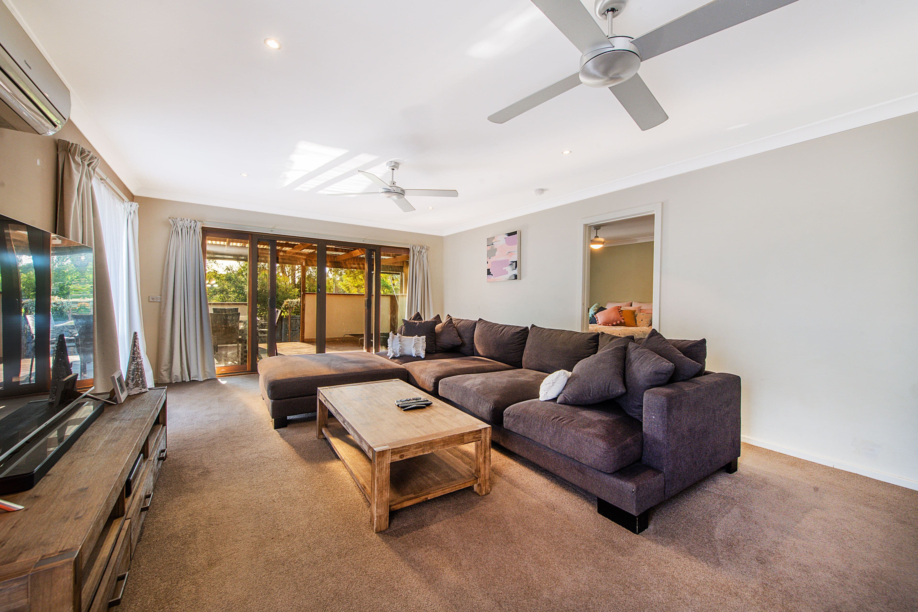 9 Harley Street, Knoxfield VIC 3180, Knoxfield - Thumbnail 5