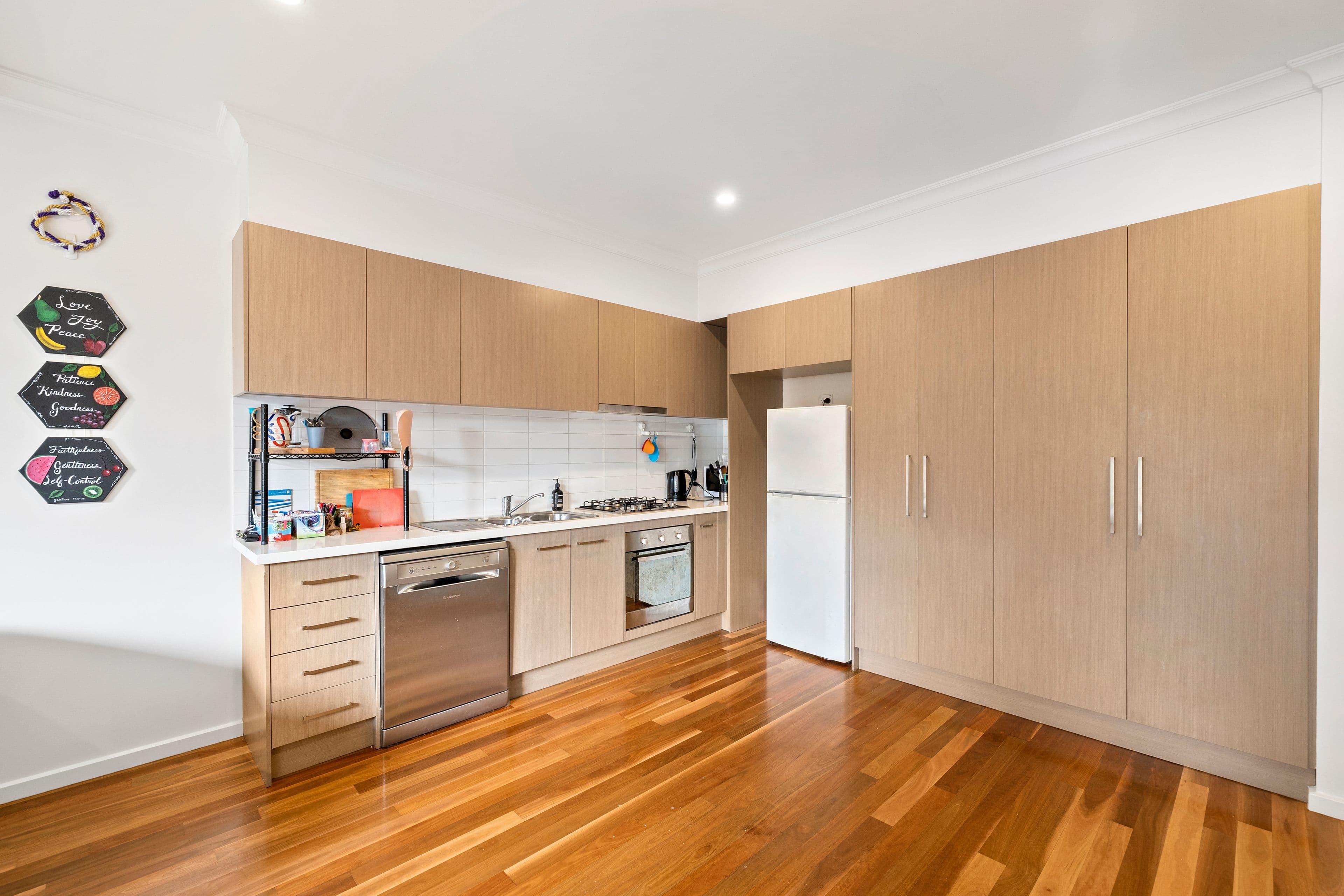 7 Demartini Close, Mooroolbark VIC 3138, Mooroolbark - Thumbnail 4