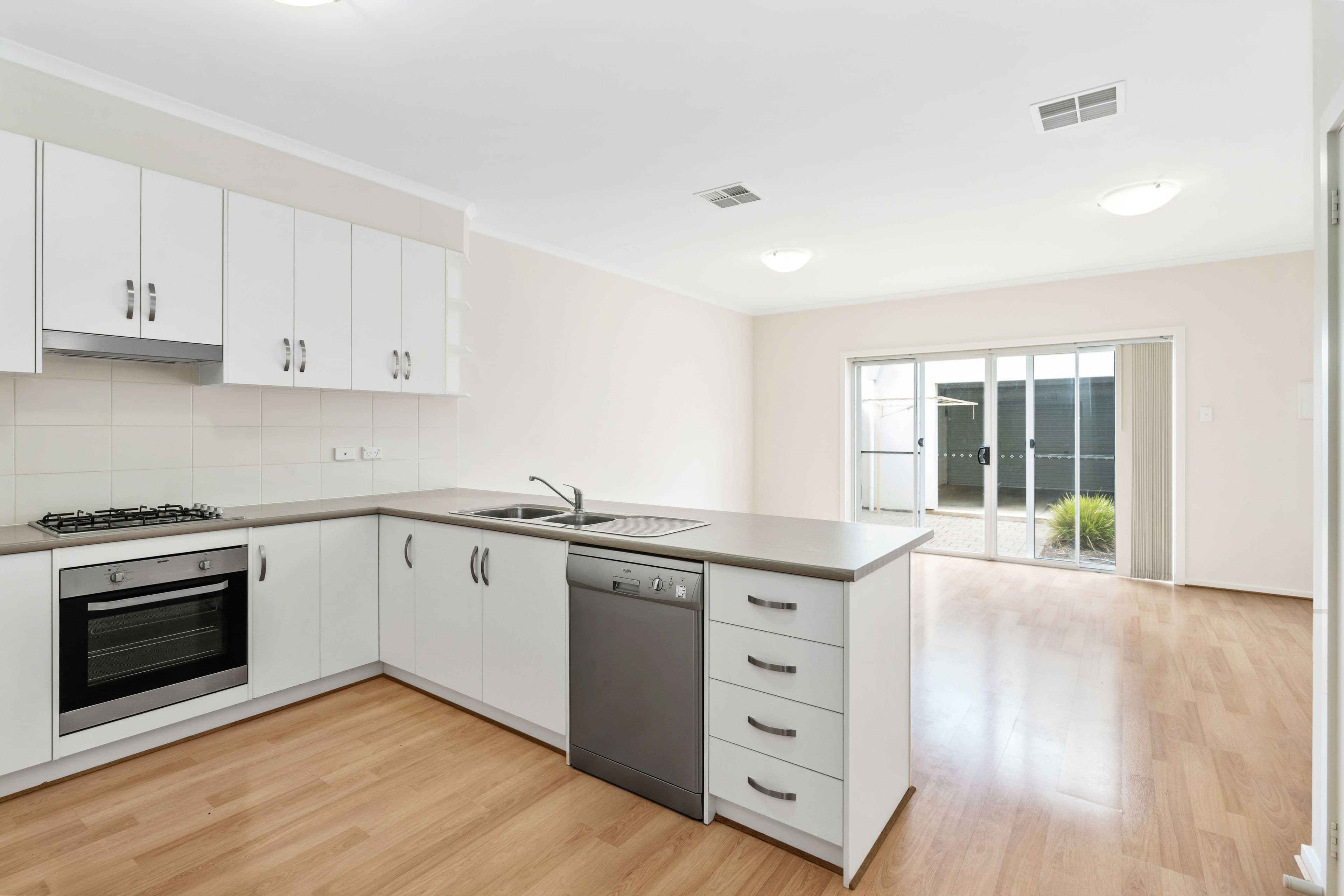 6 Shribank Street, Munno Para SA 5115, Munno Para - Thumbnail 3