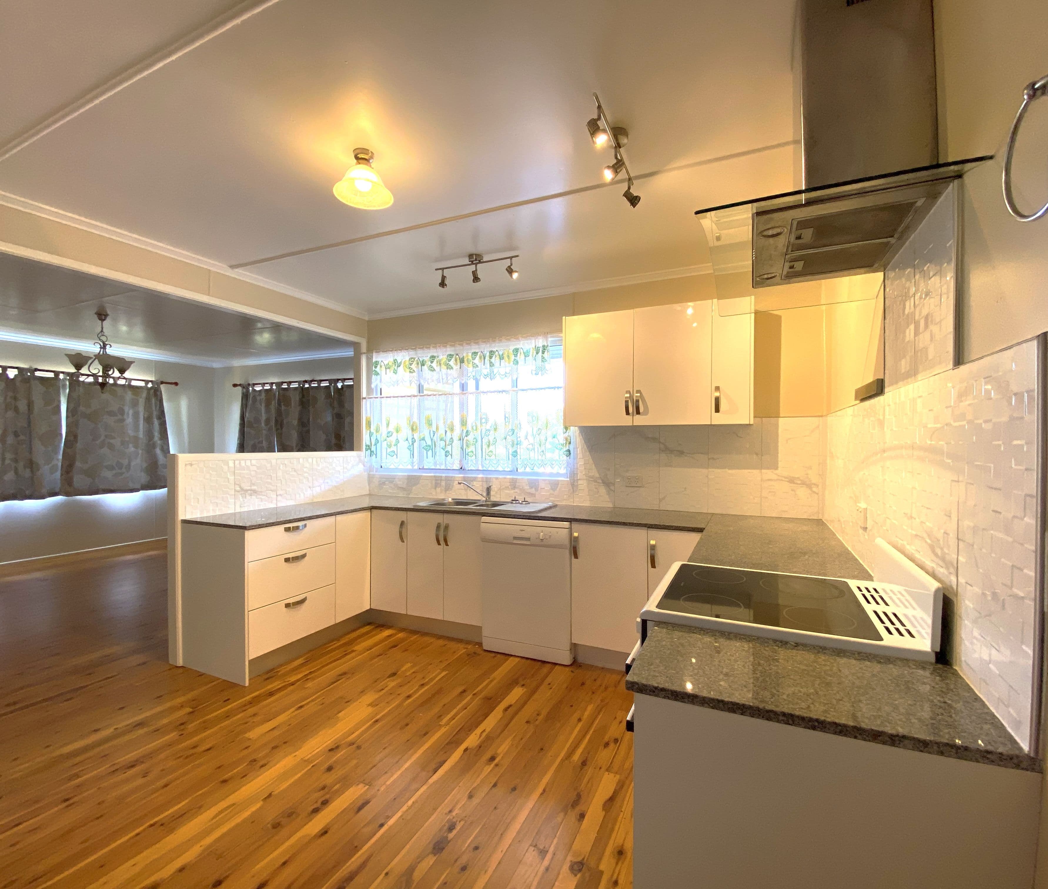 53 Mitchell Street, Ilfracombe QLD 4727, Ilfracombe - Image 1