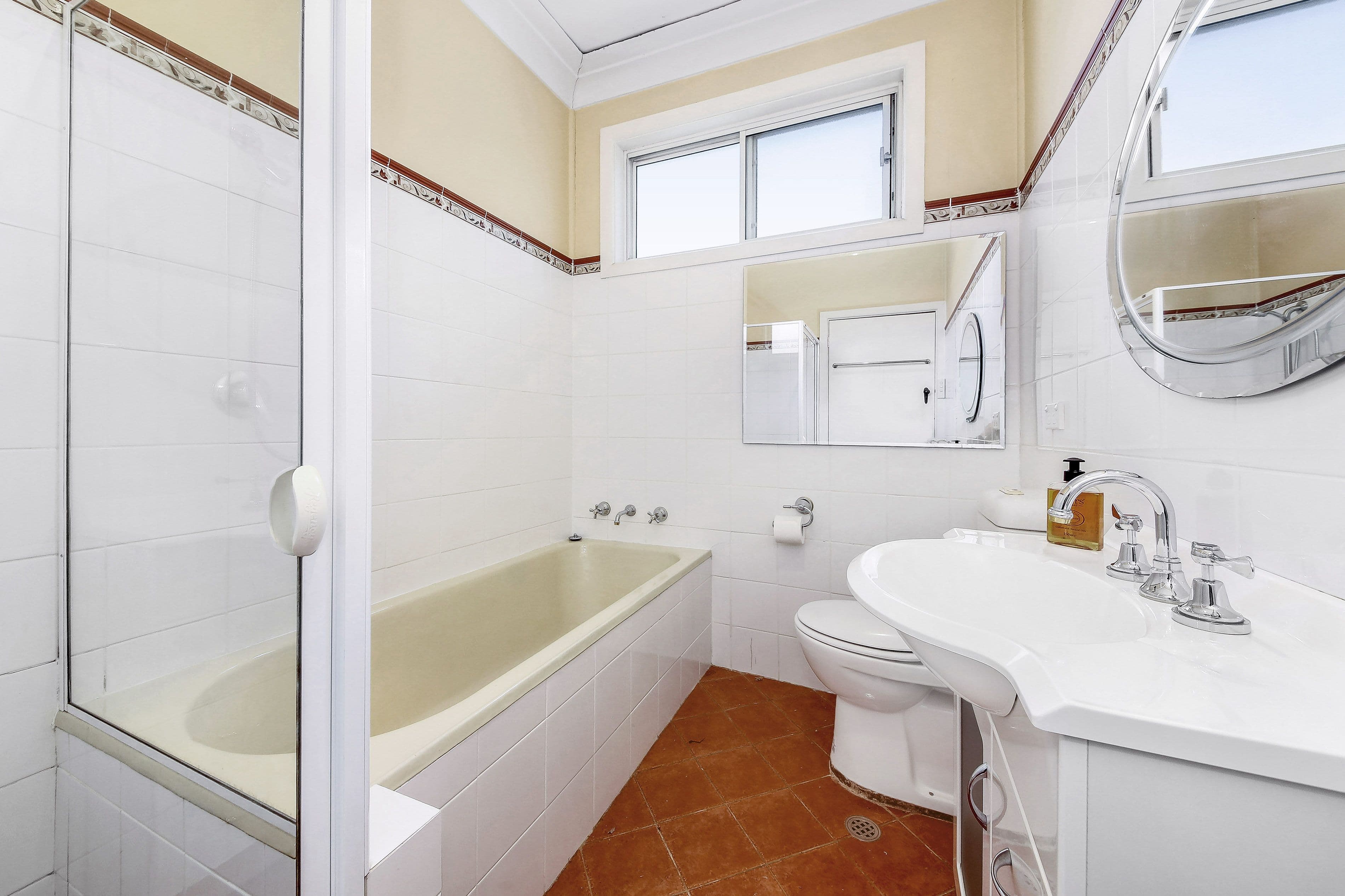2 Gray Crescent, Yagoona NSW 2199, Yagoona - Thumbnail 6