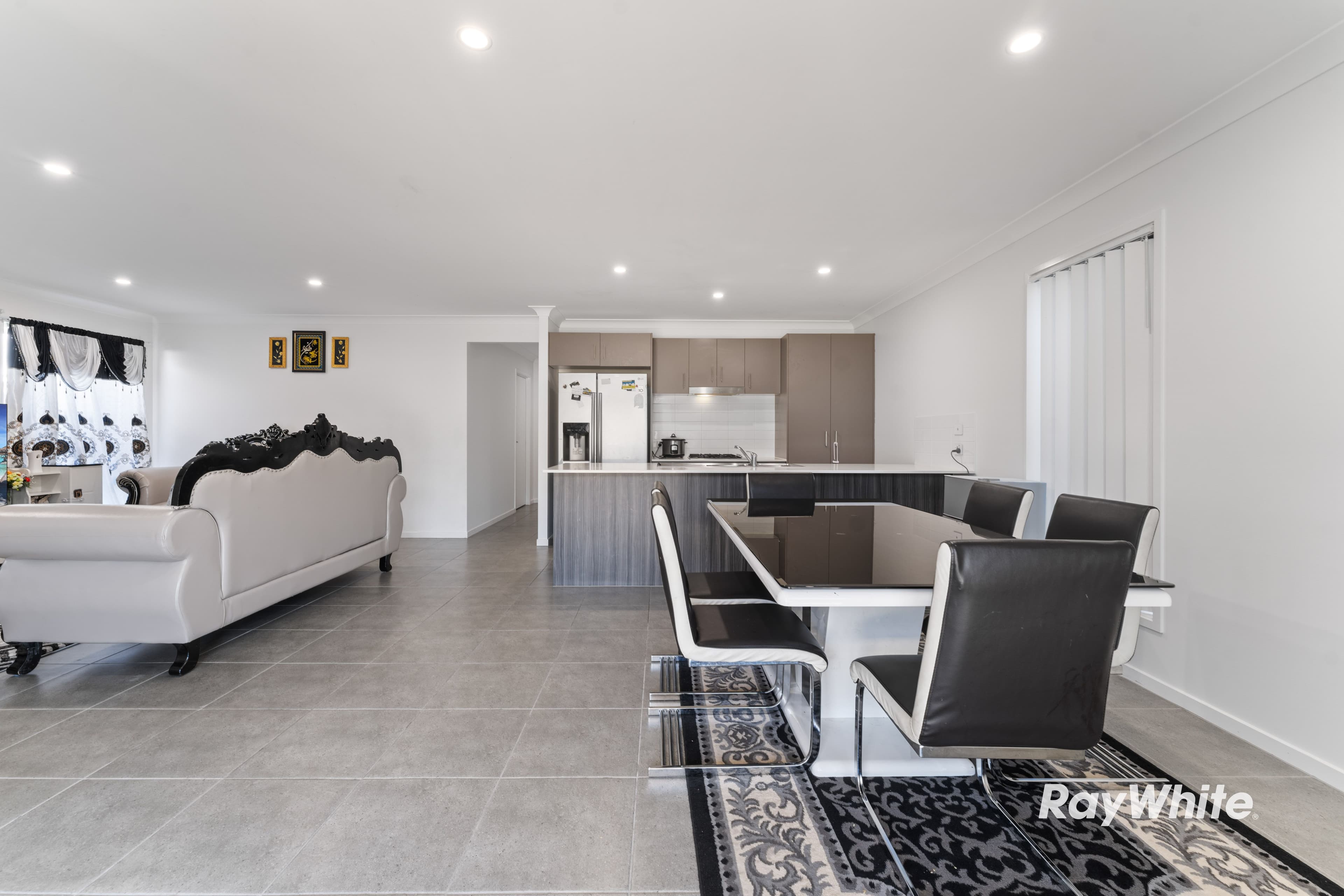 115 Mercy Circuit, Park Ridge QLD 4125, Park Ridge - Thumbnail 6